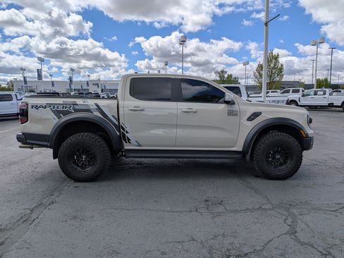 Certified 2025 Ford Ranger Raptor AWD/4WD image 2