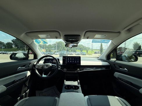 Used 2024 Honda Prologue EX image 29