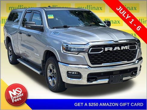 Used 2025 RAM 1500 Big Horn AWD/4WD image 1