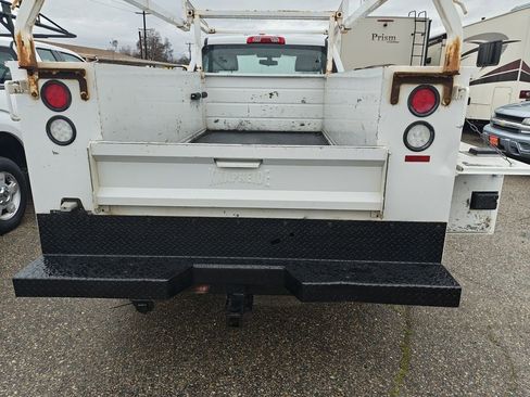Used 2016 Chevrolet Silverado 3500 W/T image 9
