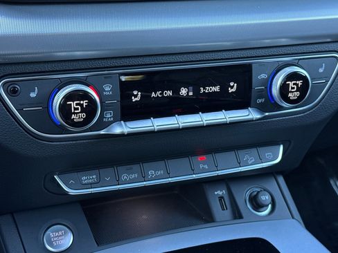 Certified 2025 Audi Q5 2.0T Premium w/ Convenience Plus Package image 17