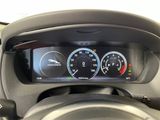 Used 2017 Jaguar F-PACE R-Sport image 6