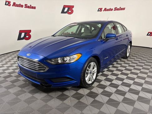 Used 2018 Ford Fusion S FWD image 2