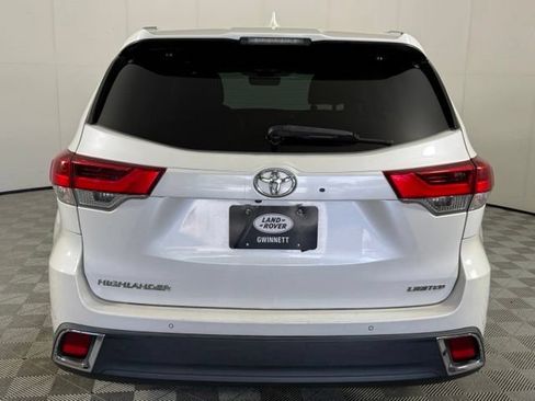 Used 2018 Toyota Highlander Limited FWD image 7
