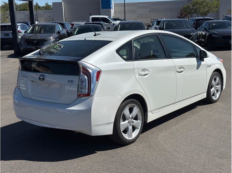 Used 2012 Toyota Prius Five FWD image 3