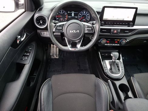 Used 2023 Kia Forte GT-Line image 11