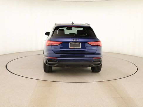 Certified 2025 Audi Q3 2.0T Premium w/ Convenience Package image 5