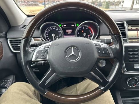 Used 2015 Mercedes-Benz ML 350 2WD image 37