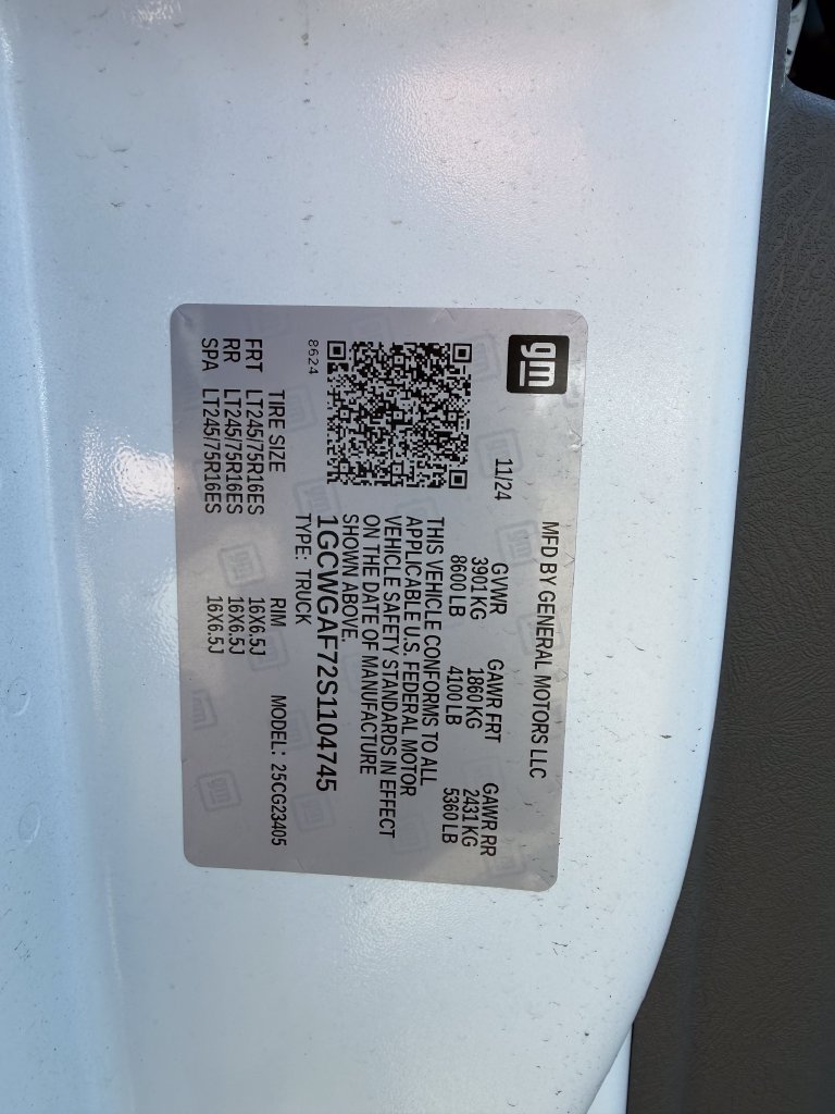New 2025 Chevrolet Express 2500 w/ Driver Convenience Package RWD image 24