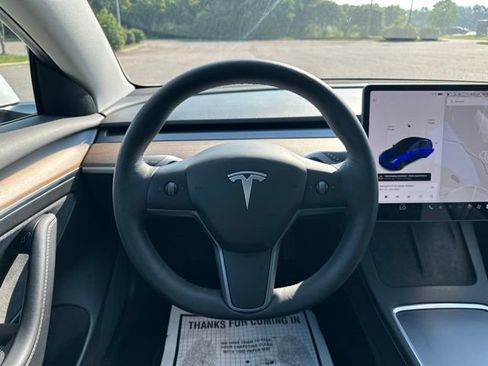 Used 2021 Tesla Model 3 Standard Range Plus RWD image 12