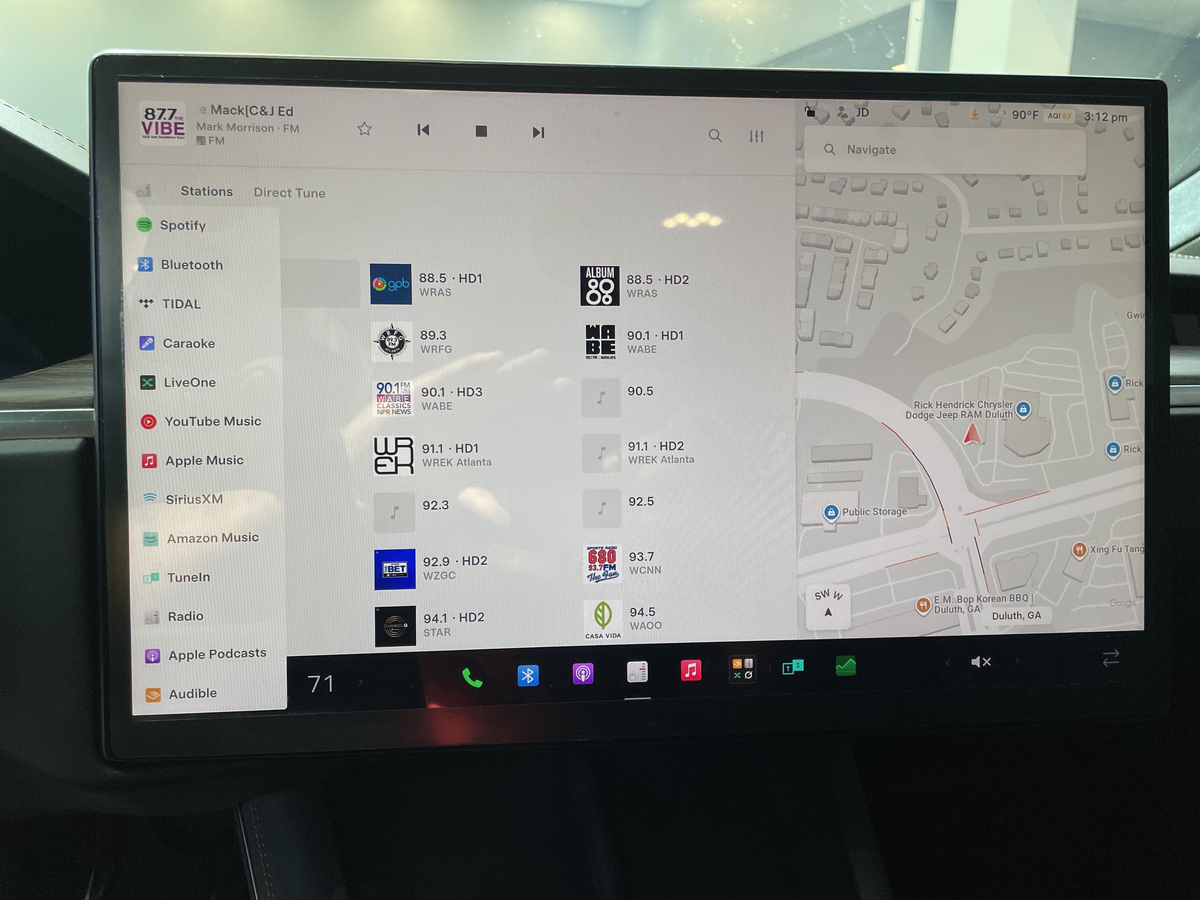 Used 2022 Tesla Model X AWD/4WD image 28