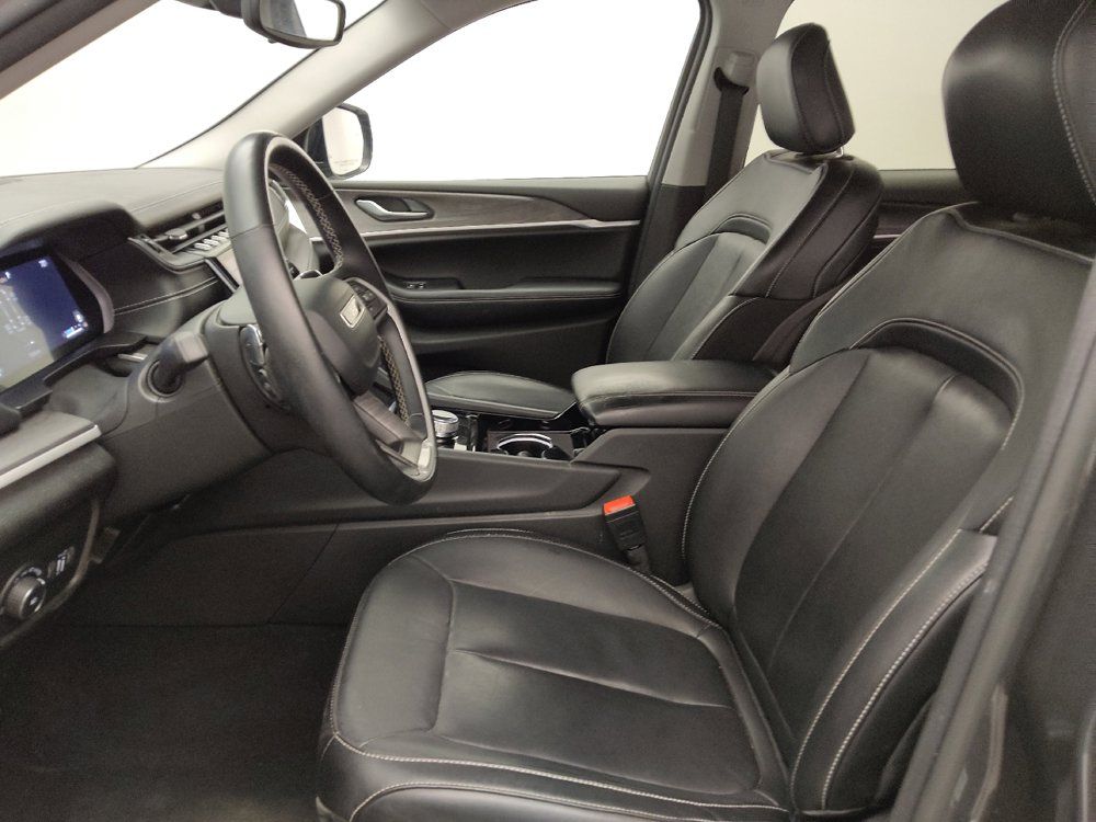 Used 2022 Jeep Grand Cherokee Limited AWD/4WD image 17