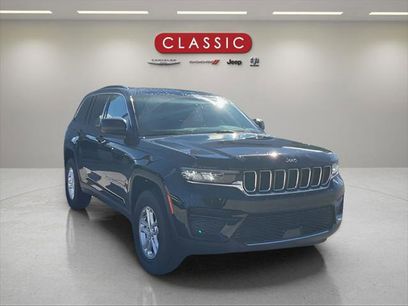 New 2025 Jeep Grand Cherokee Laredo