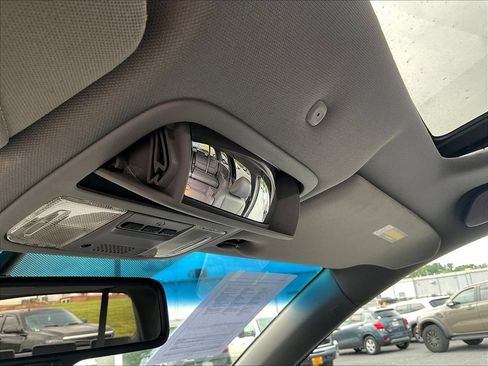 Used 2010 Honda Odyssey EX-L image 17