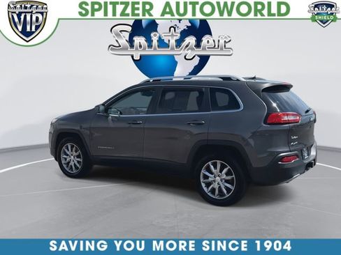 Used 2017 Jeep Cherokee Limited AWD/4WD image 7