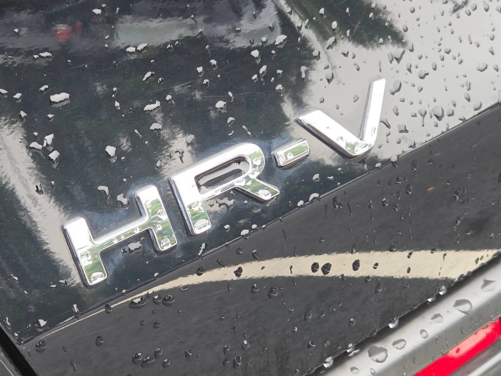 Certified 2023 Honda HR-V LX image 15