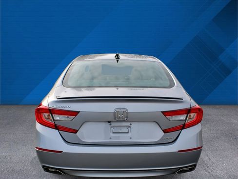 Used 2022 Honda Accord Sport image 8