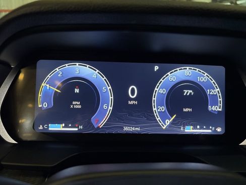 Used 2024 Jeep Grand Cherokee Altitude image 27