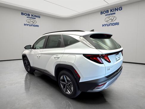 New 2026 Hyundai Tucson SEL FWD image 3