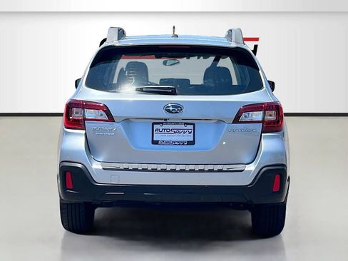Used 2019 Subaru Outback 2.5i AWD/4WD image 6