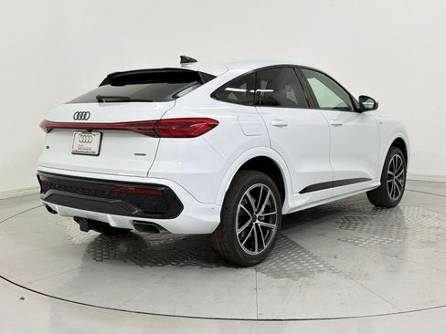 New 2026 Audi Q5 Premium Plus image 9