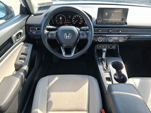 Used 2023 Honda Civic EX-L image 8