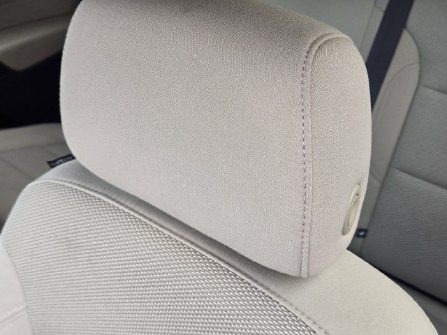 Used 2023 Chevrolet Traverse LS w/ Safety Package FWD image 14