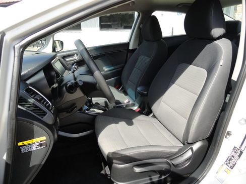 Used 2018 Kia Forte LX w/ LX Popular Package FWD image 10