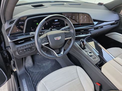 Used 2024 Cadillac Escalade Sport w/ Touring Package image 12