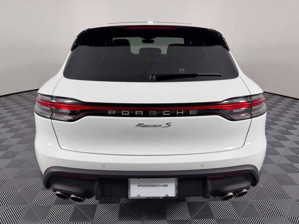 Used 2024 Porsche Macan S AWD/4WD image 14
