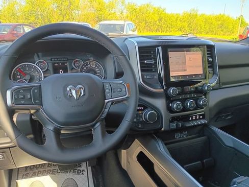 New 2026 RAM 1500 Big Horn AWD/4WD image 10