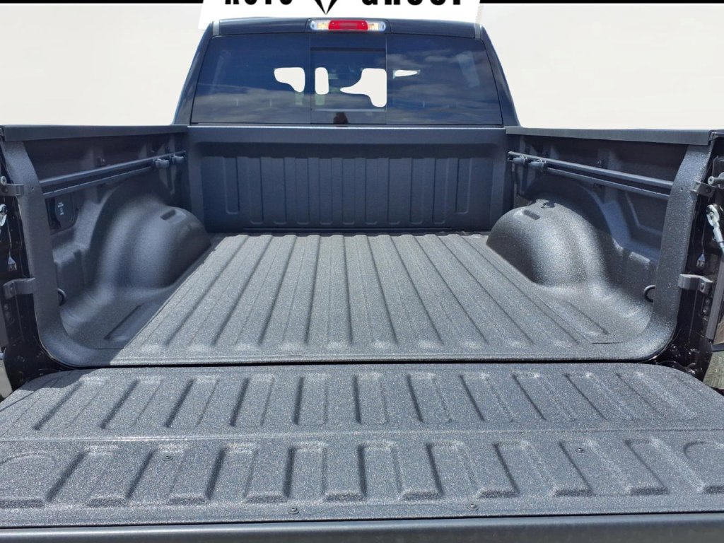 New 2026 RAM 1500 Laramie w/ Night Edition AWD/4WD image 5