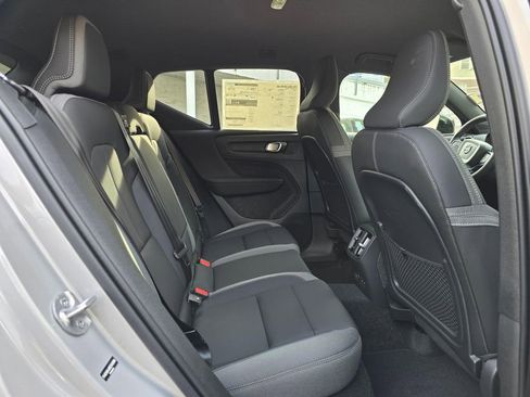 New 2025 Volvo EX40 Core w/ Climate Package image 12