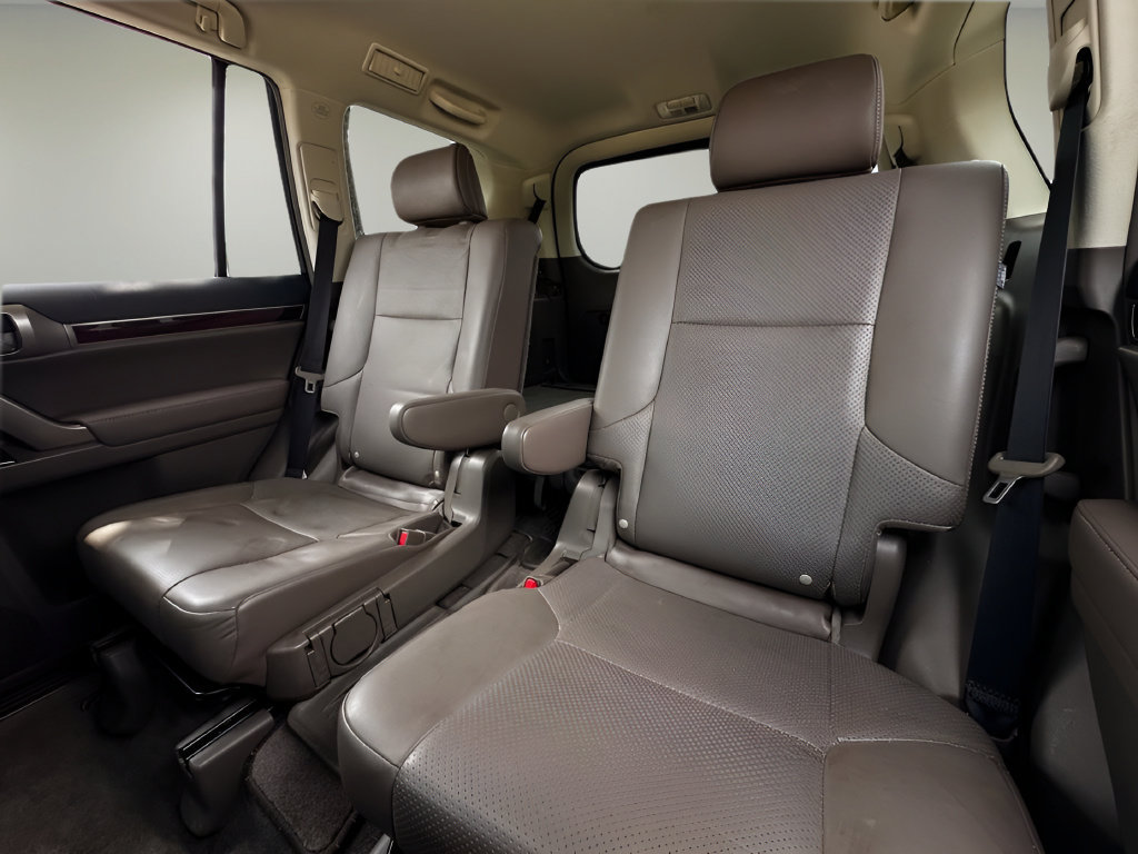Used 2017 Lexus GX 460 Luxury w/ Preferred Accessory Package AWD/4WD image 18