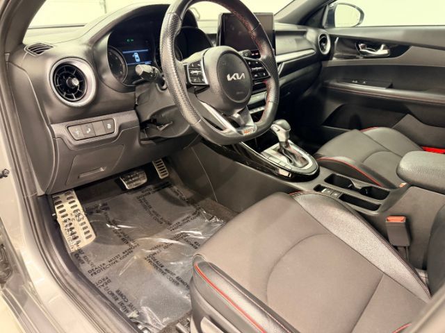 Used 2022 Kia Forte GT w/ GT Technology Package FWD image 15