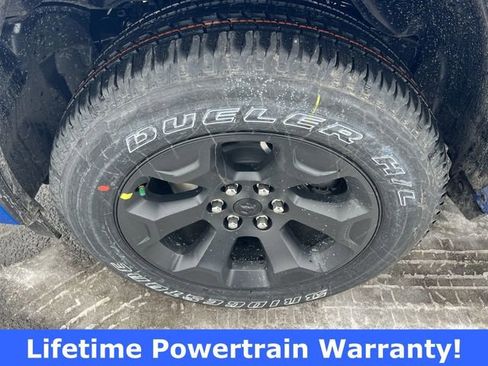 New 2026 RAM 1500 4x4 Crew Cab image 12