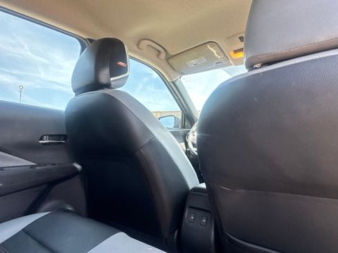 Used 2024 Nissan Kicks SR w/ SR Premium Package FWD image 33