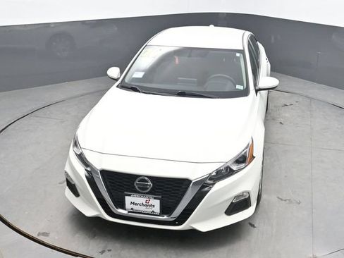 Used 2020 Nissan Altima 2.5 S FWD image 26