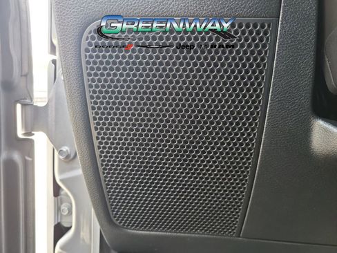 Used 2017 Jeep Wrangler Sahara w/ Connectivity Group image 17