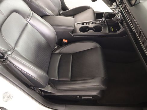 Used 2024 Honda Civic Touring image 13
