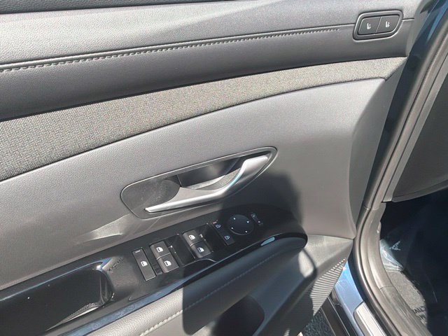 New 2026 Hyundai Tucson Limited AWD/4WD image 18