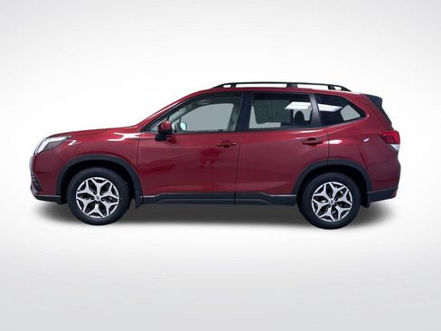 Used 2024 Subaru Forester Premium AWD/4WD image 10