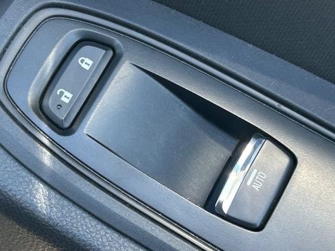 Used 2022 Subaru Ascent Premium w/ Convenience Package AWD/4WD image 39