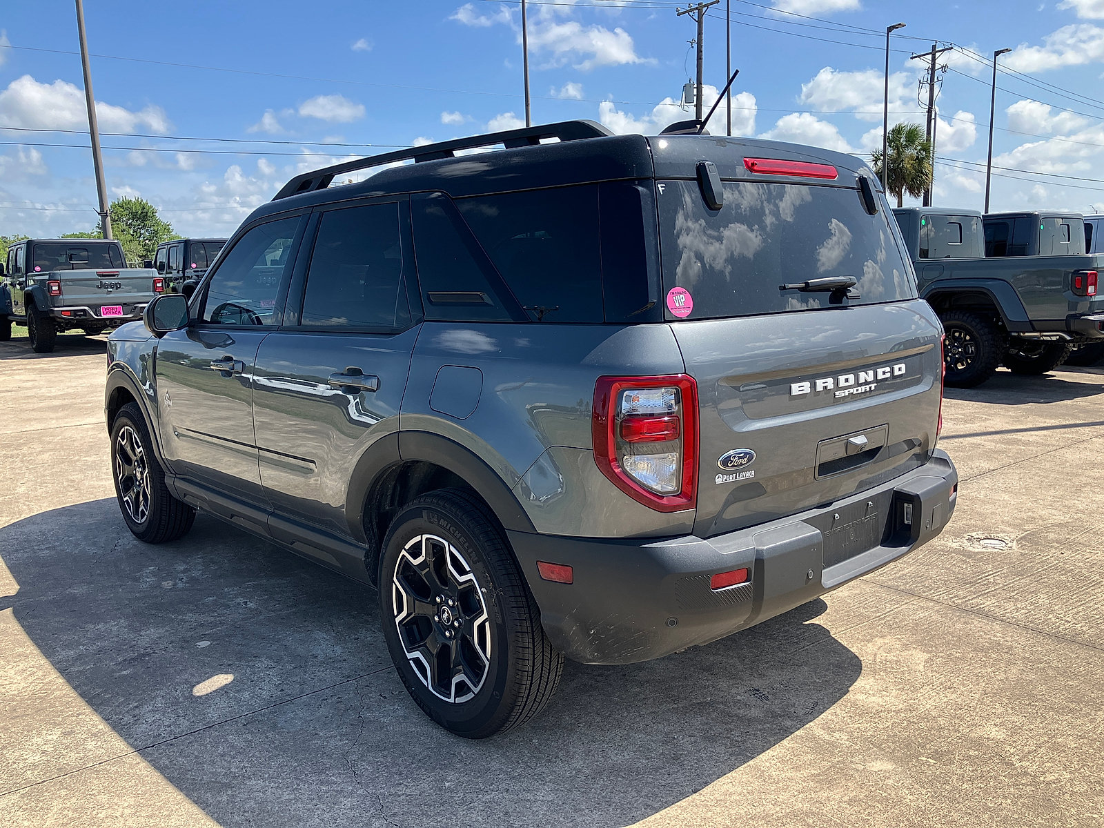 Used 2025 Ford Bronco Sport Outer Banks w/ Outer Banks Tech Package+ AWD/4WD image 5