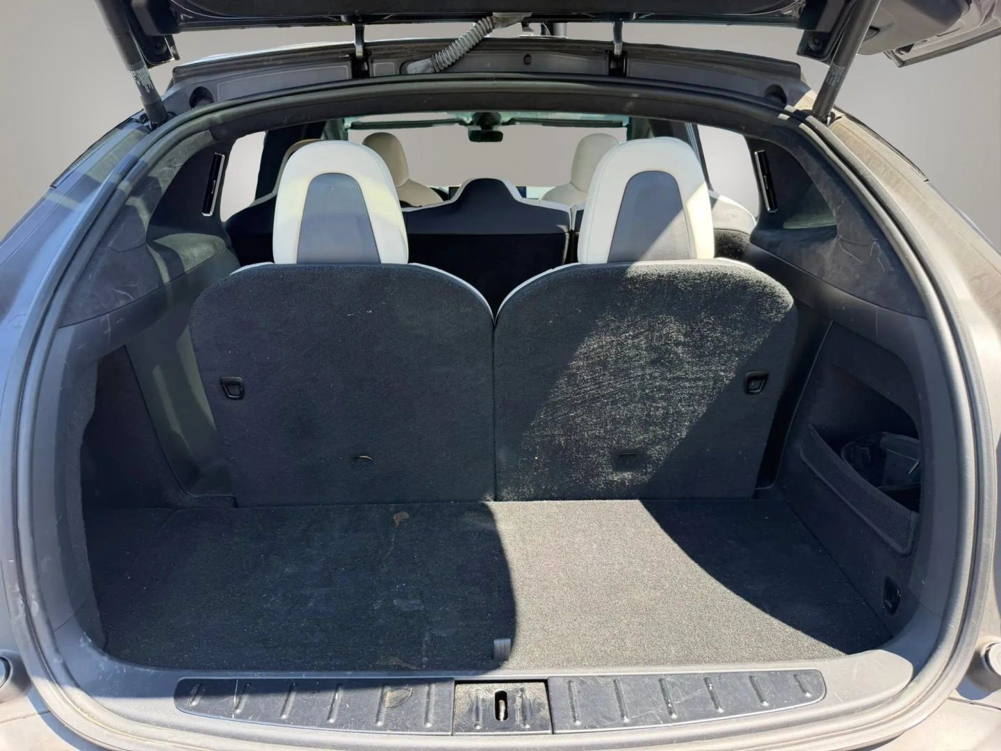Used 2022 Tesla Model X AWD/4WD image 16