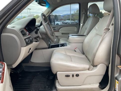 Used 2014 GMC Sierra 3500 SLT w/ SLT Convenience Package AWD/4WD image 10