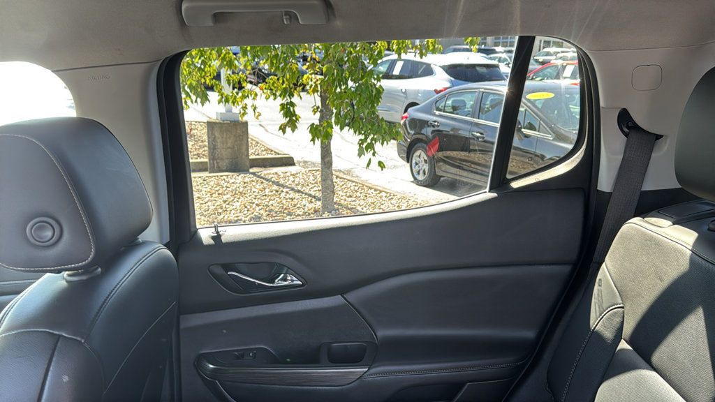 Used 2019 GMC Acadia SLT AWD/4WD image 27