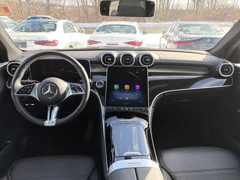 Certified 2025 Mercedes-Benz GLC 300 4MATIC image 11