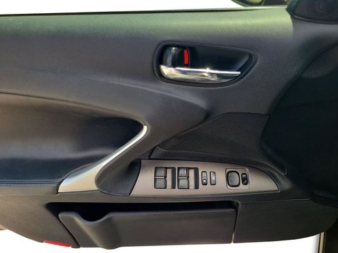 Used 2010 Lexus IS 250 RWD image 10