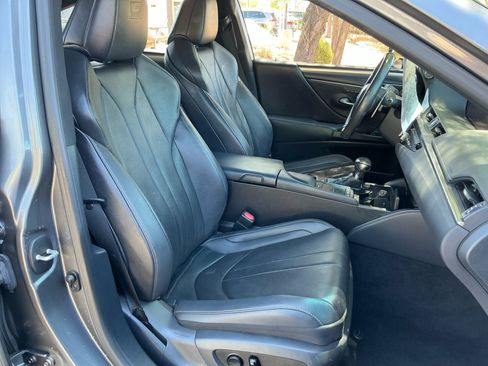 Used 2021 Lexus ES 350 F Sport w/ Accessory Package FWD image 19